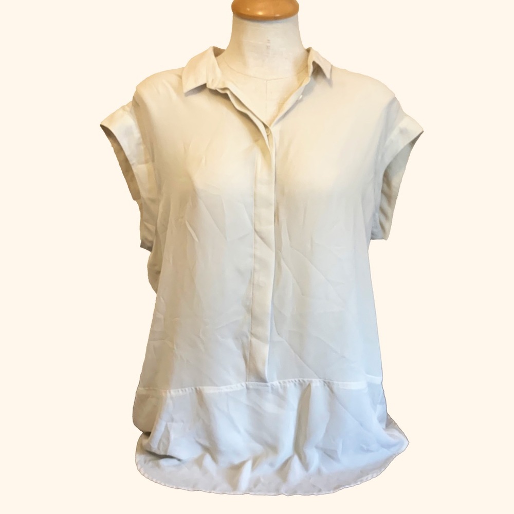 Joe Fresh Light Beige Top Size LG